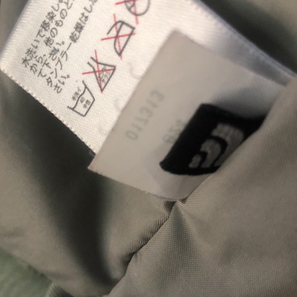 The North Face winter coat p2422 - Picture 12 of 12